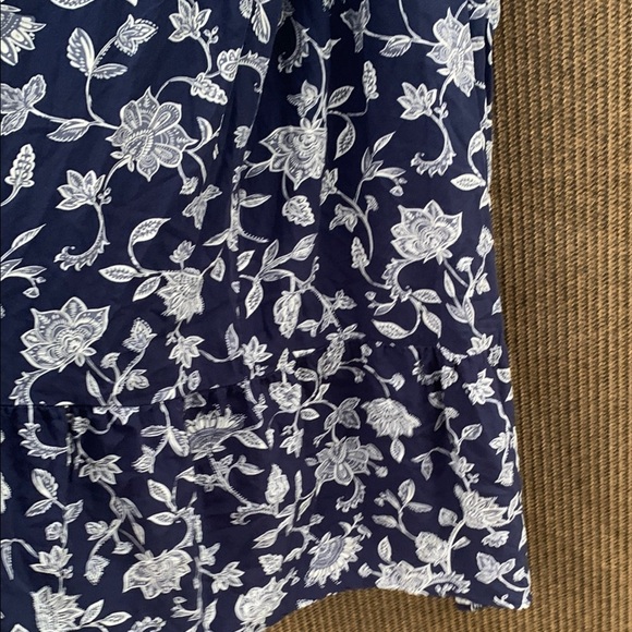 Signature Reitmans Blue and White Pleated Maxi dress - Picture 6 of 7